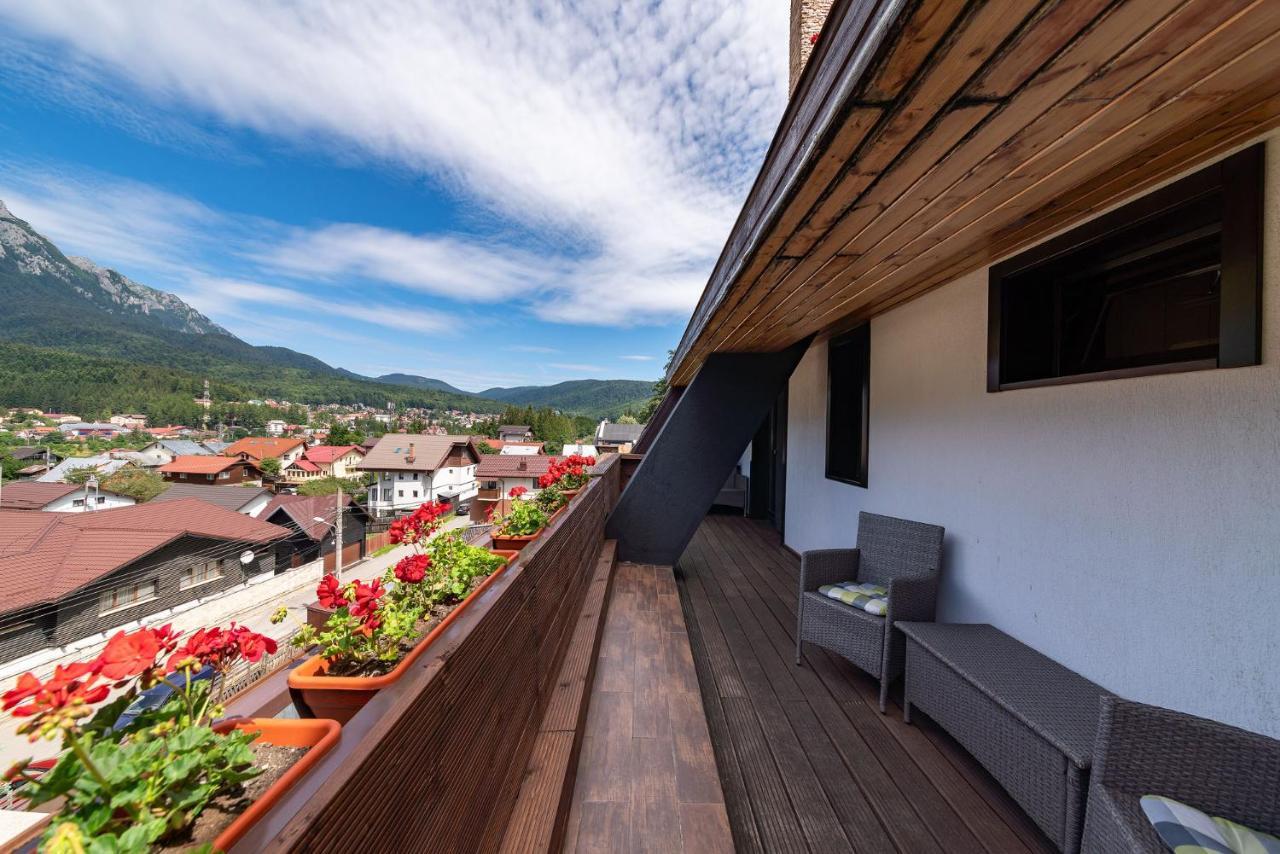 Casa Freya Hotel Busteni Ngoại thất bức ảnh
