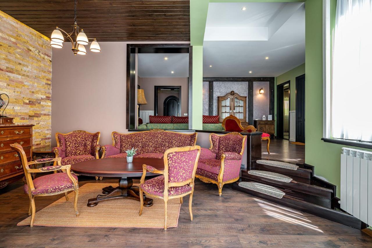 Casa Freya Hotel Busteni Ngoại thất bức ảnh
